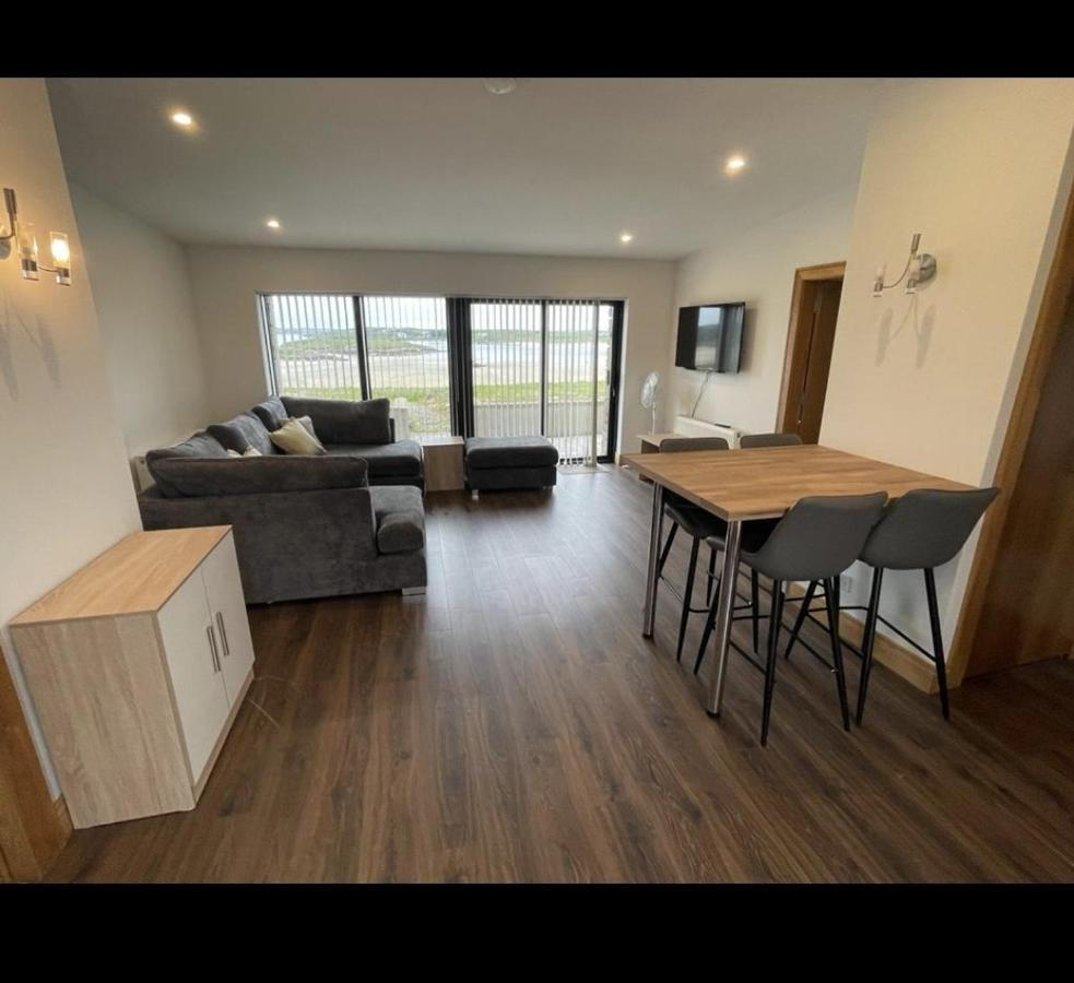 Ostan Gweedore Deluxe Apartments Bunbeg Exterior photo